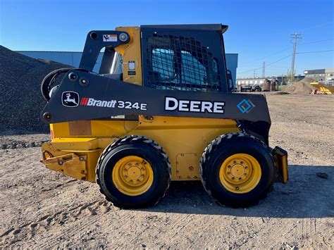 324e skid steer chain case oil|john deere 324g oil type.